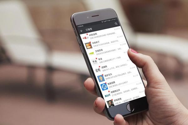 我用手机号申请一个微信小号后大号消失请问怎样找回大号？